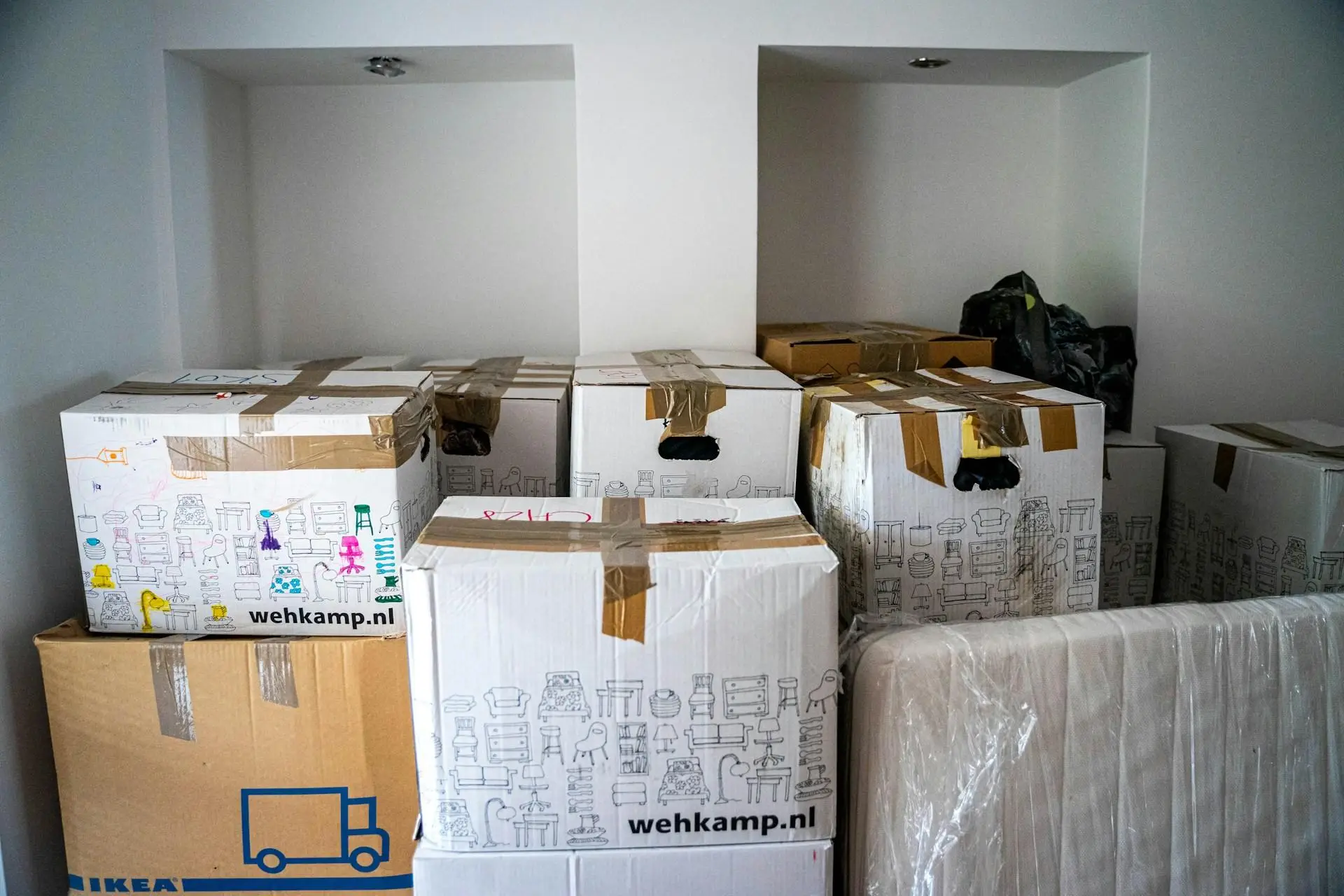 Top 10 Tips for Smooth Flat Removals in London