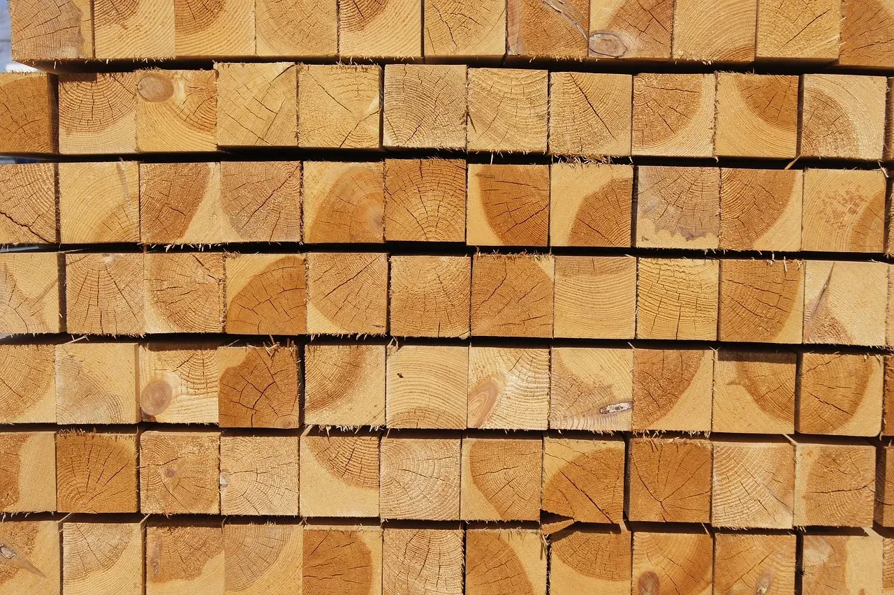 Building a Garden Boundary: Materials Guide